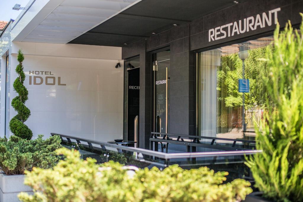 Hotel Idol 타르고비쉬테 외부 사진